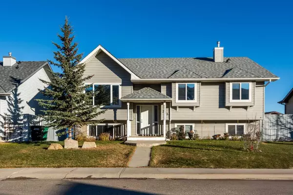 313 Robert ST Southwest, Diamond Valley, AB T0L 2A0