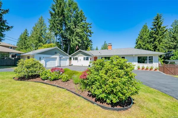 Qualicum Beach, BC V9K 1L1,153 Sunningdale Rd E