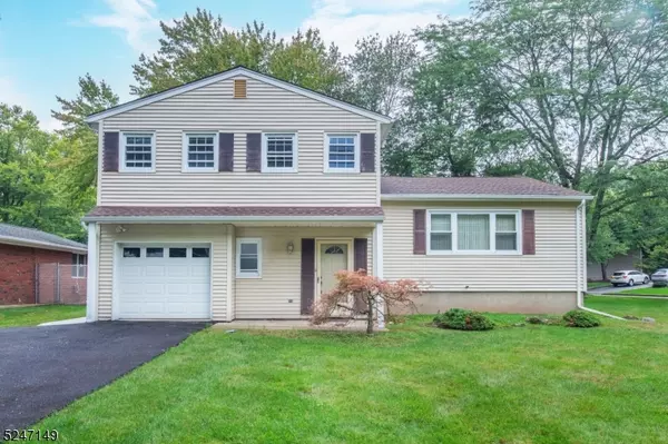 12 Delbrook Rd, Parsippany-troy Hills Twp., NJ 07950