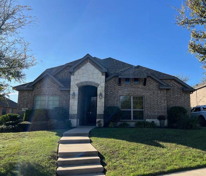 205 Wisteria Way, Red Oak, TX 75154