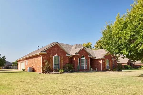 Piedmont, OK 73078,322 NW Cypress Street