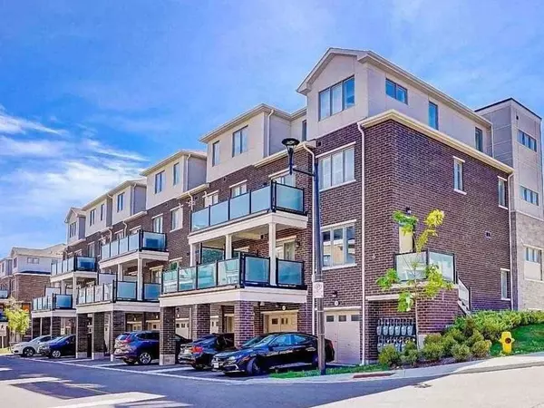 1148 Dragonfly AVE #111, Pickering, ON L1X 0H5