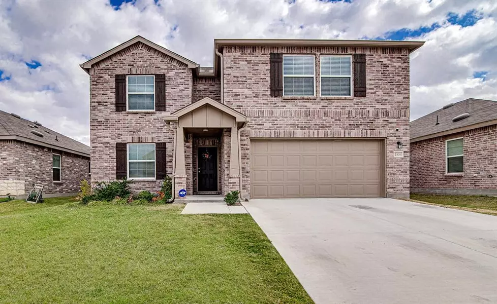 2101 Winding Creek Way, Denton, TX 76208