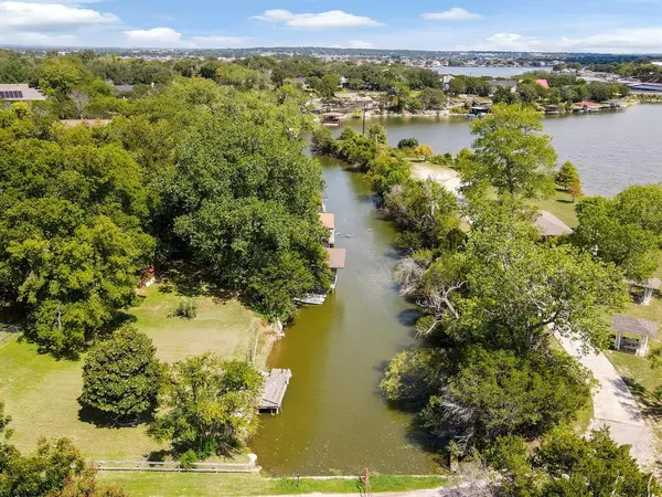 Granbury, TX 76048,1013 Laguna Vista Court