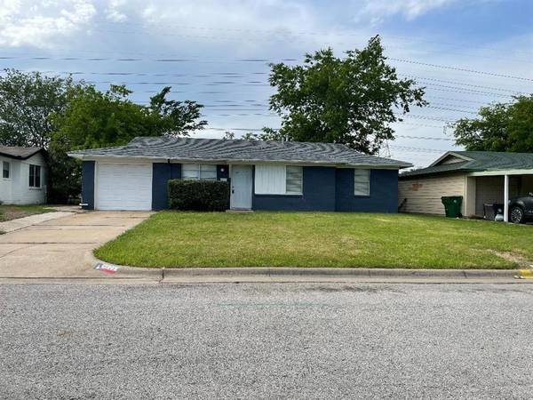 4425 Jane Anne Street, Haltom City, TX 76117