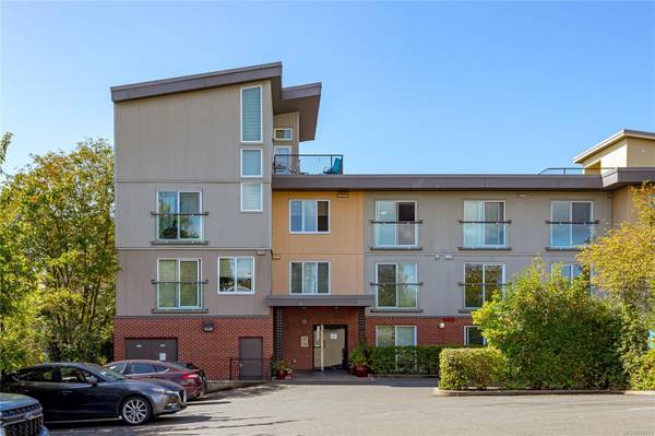 356 Gorge Rd E #401, Victoria, BC V8T 2W2