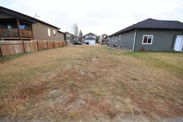 Taber, AB T1G 1M4,6 Prairie Lake Court