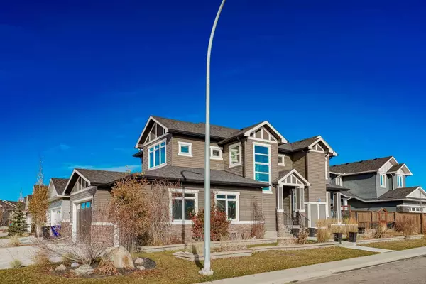 Diamond Valley, AB T0L0H0,245 Riverwood CRES Southwest