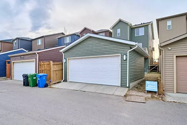 14 Evanscrest HTS NW,  Calgary,  AB T3P 0S3