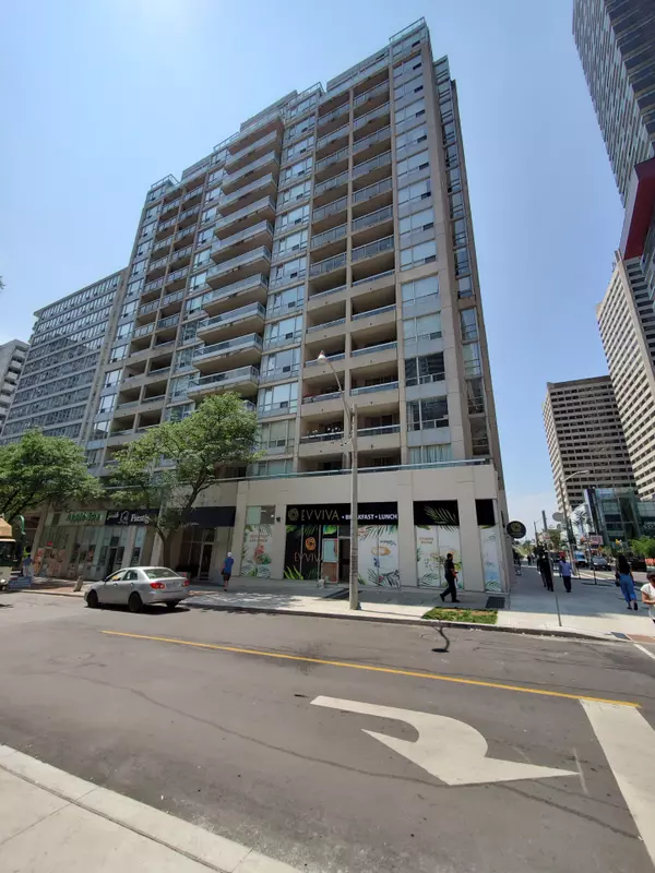 43 Eglinton AVE E #308, Toronto C10, ON M4P 1A2