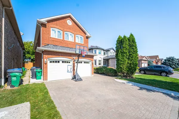 Mississauga, ON L5V 1N5,5195 Warwickshire WAY