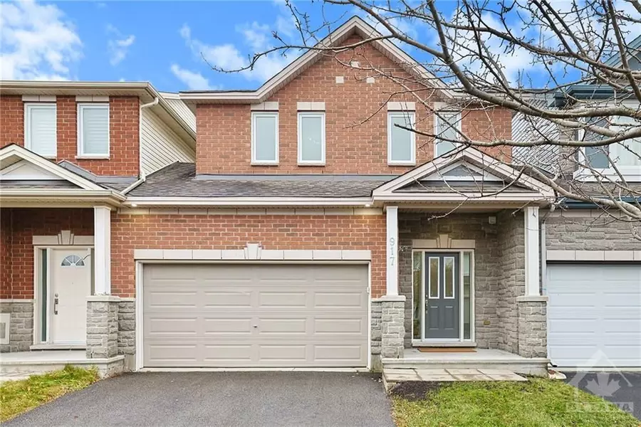 917 WHITEFORD WAY, Kanata, ON K2M 0E1