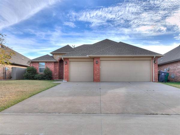 8200 NW 158th Street, Edmond, OK 73013