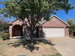 4305 Stoneside Court, Fort Worth, TX 76244