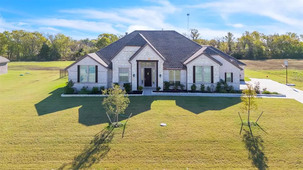 1004 Lynx Hollow Trail, Forney, TX 75126