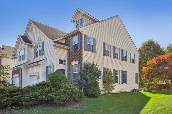 5627 Spring Ridge Drive West, Macungie Borough, PA 18062