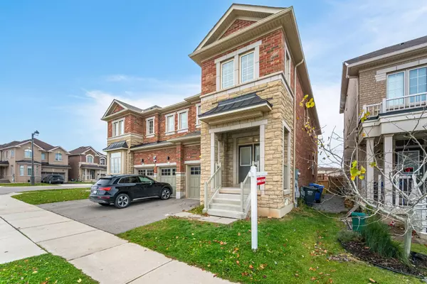 Oakville, ON L6H 7H5,3067 Max Khan BLVD