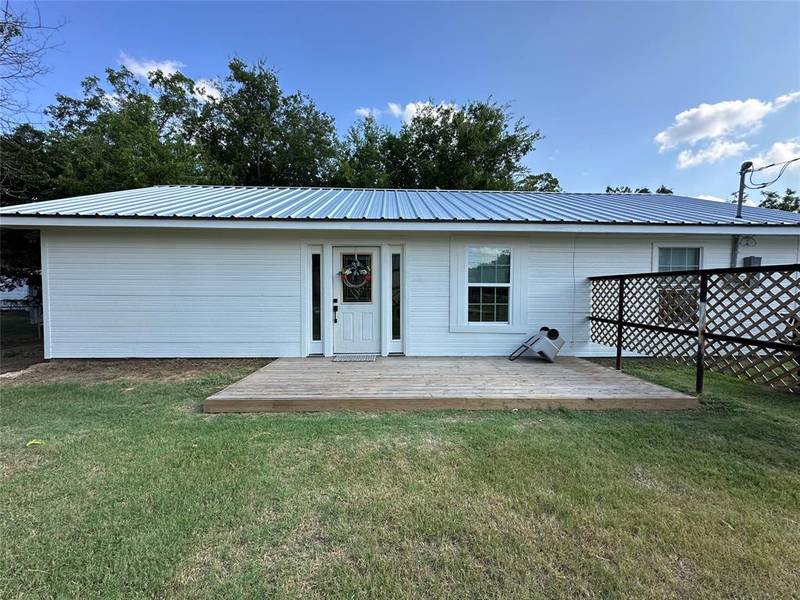 502 Irby N, Comanche, TX 76442