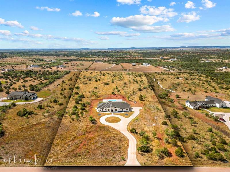 173 Western Trl, Buffalo Gap, TX 79508