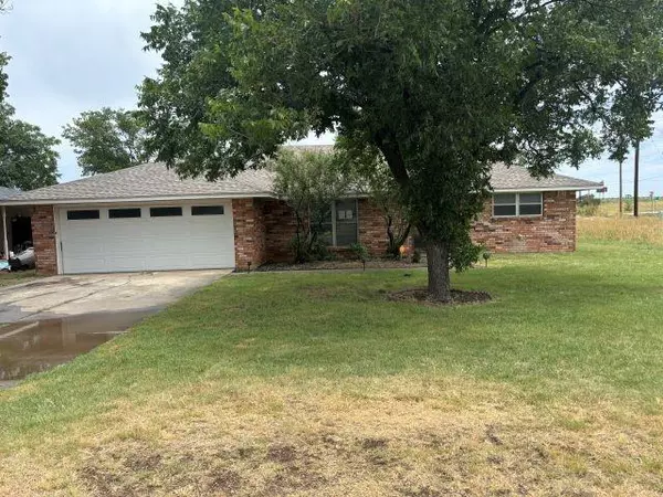 1404 Bandera Drive, Roscoe, TX 79545