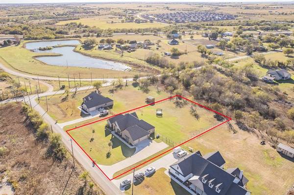 105 N Hadley Road, Godley, TX 76044