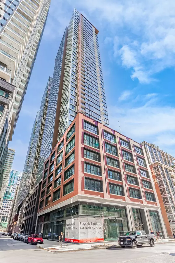 55 Mercer ST #1711, Toronto C01, ON M5V 3W2