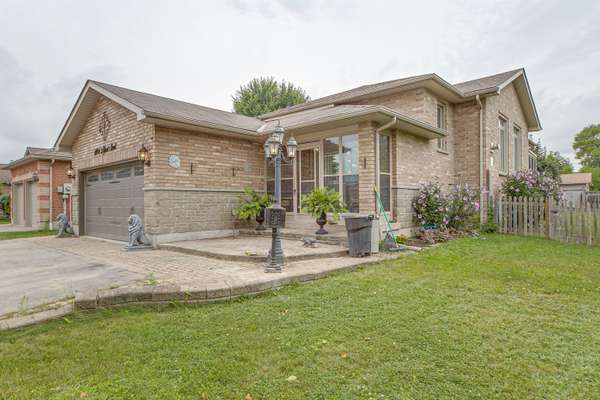 1104 Alfred ST, Innisfil, ON L0L 1C0