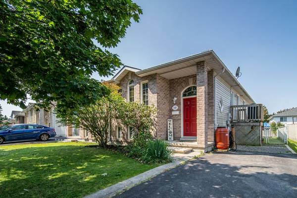 1289 Birchwood DR, Kingston, ON K7P 2Y9