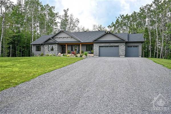 36 SYNERGY WAY, Kanata, ON K2W 0K3