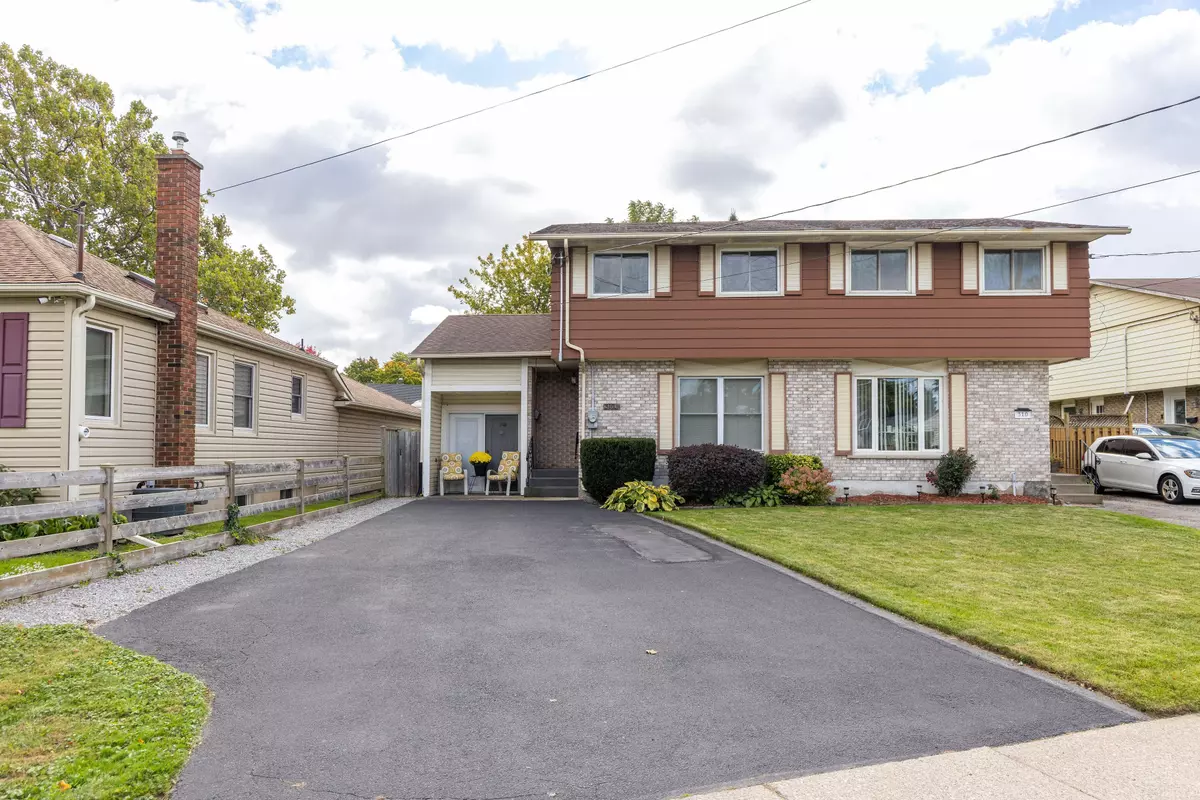 St. Catharines, ON L2N 1T3,310 1/2 Linwell RD W