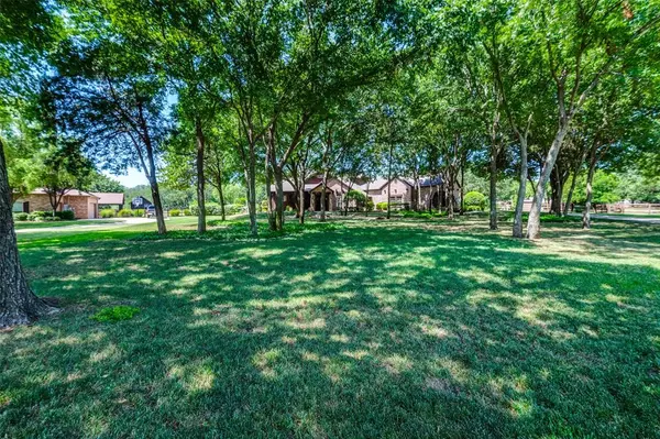 Argyle, TX 76226,8090 Steeplechase Circle