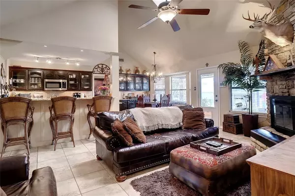 Granbury, TX 76048,1111 Canvasback Drive