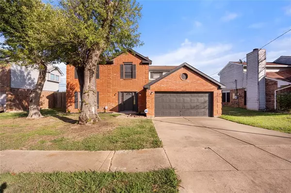 6107 Bay Hill Drive, Arlington, TX 76018