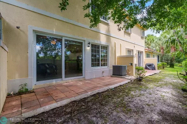 Oakland Park, FL 33309,3259 NW 32nd Ter  #3259