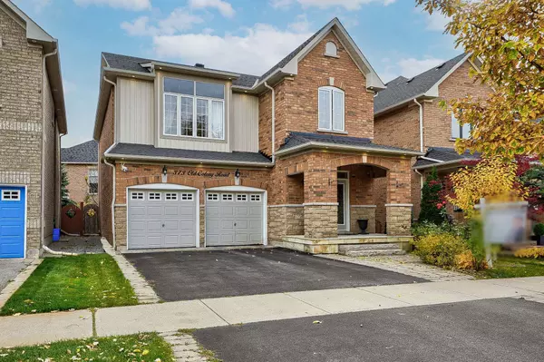 373 Old Colony RD, Richmond Hill, ON L4E 5B2