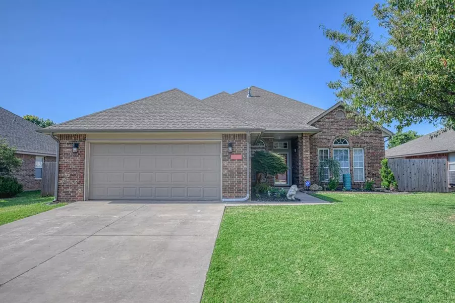 2404 Knollwood Street, Norman, OK 73071