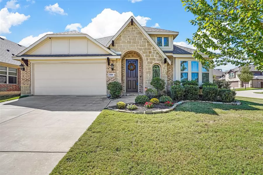 1000 Tarragon Drive, Burleson, TX 76028