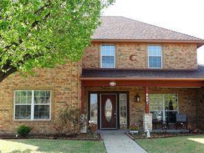 104 Dovehill Circle, Red Oak, TX 75154