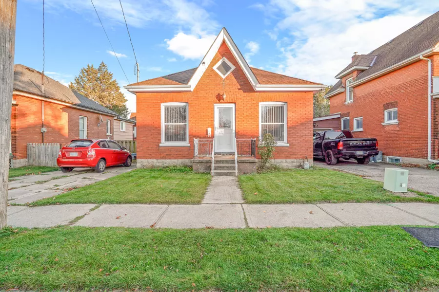 46 Bishop ST, Brantford, ON N3S 1M2