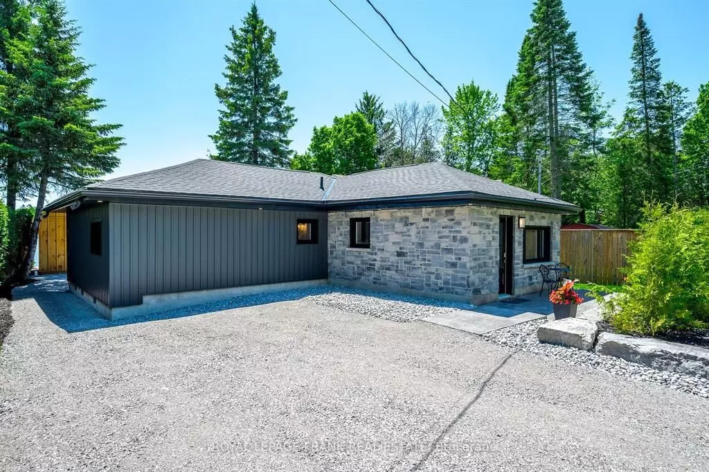 Kawartha Lakes, ON K0M 1A0,178 Front ST W