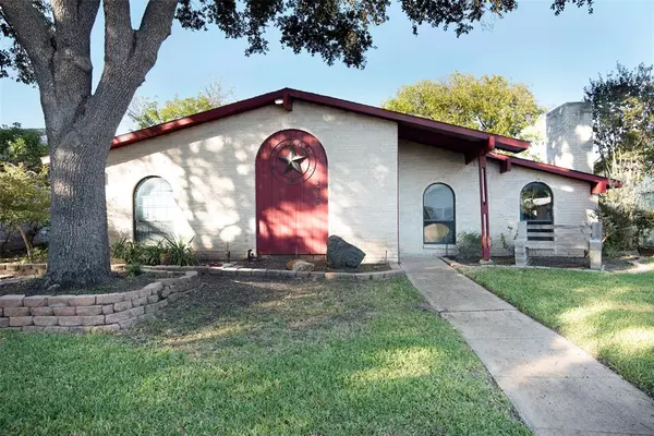 2829 Pinewood Drive, Garland, TX 75044