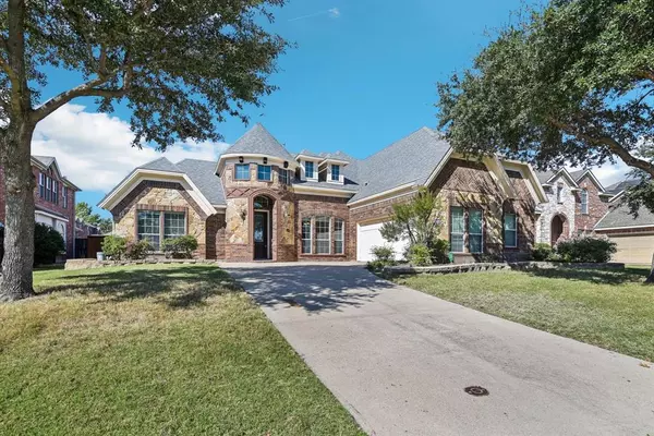 9513 Mickelson Drive, Rowlett, TX 75089