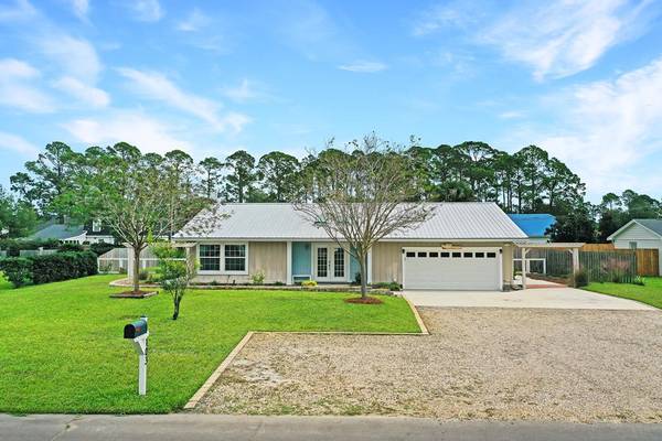 103 Mimosa Ave, Port St. Joe, FL 32456