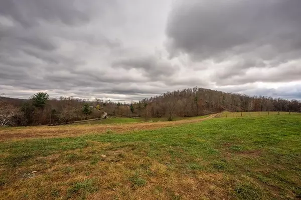 Lot1 Curve Rd, Pearisburg, VA 24134