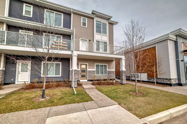 Calgary, AB T3J 2K2,669 Savanna BLVD Northeast #424