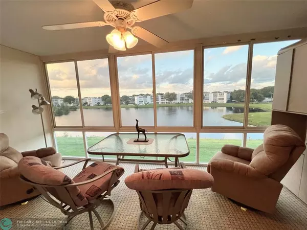 Deerfield Beach, FL 33442,49 Ashby A  #49