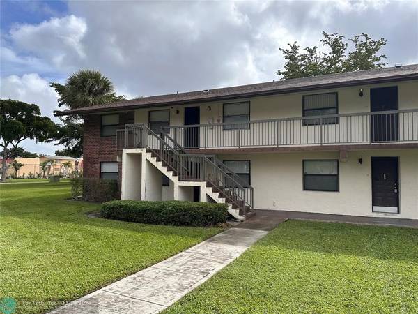 6040 Shakerwood Cir  #205, Tamarac, FL 33319