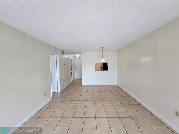 Lauderhill, FL 33313,2800 NW 56th Ave  #F-304