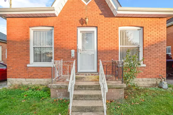 Brantford, ON N3S 1M2,46 Bishop ST