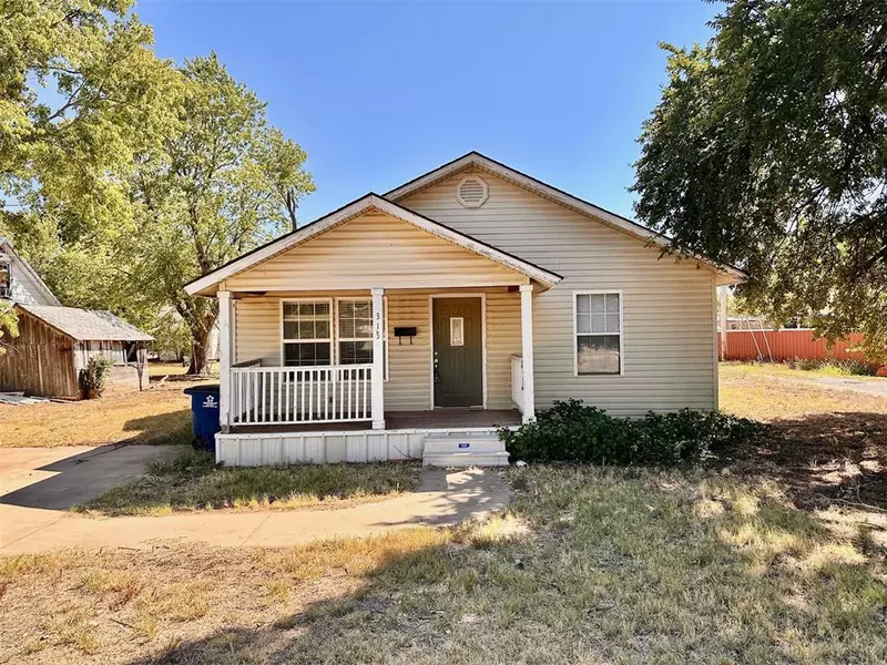 315 S Cordell Avenue, Cordell, OK 73632